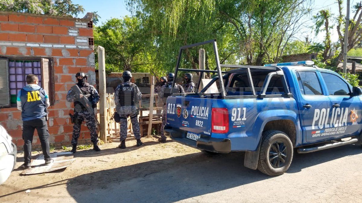 La AIC realizó diez allanamientos este sábado en el barrio Varadero Sarsotti&nbsp;
