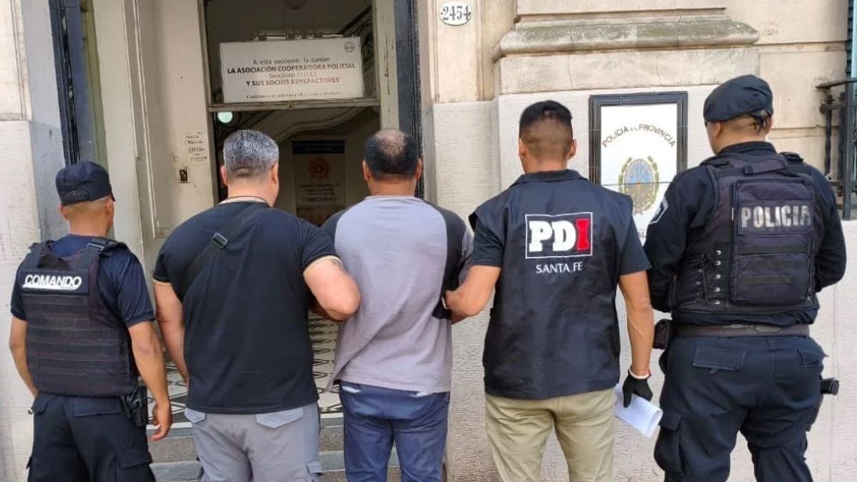 Tras ser arrestado, Quintana fue trasladado a la comisaría para los trámites de rigor, y luego a la cárcel de Coronda Tras ser arrestado, Quintana fue trasladado a la comisaría para los trámites de rigor, y luego a la cárcel de Coronda