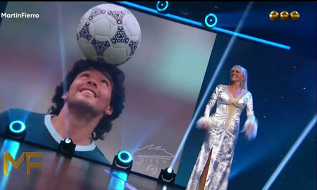 El homenaje a Diego Maradona en los Martín Fierro y la imitación de su hijo El homenaje a Diego Maradona en los Martín Fierro y la imitación de su hijo