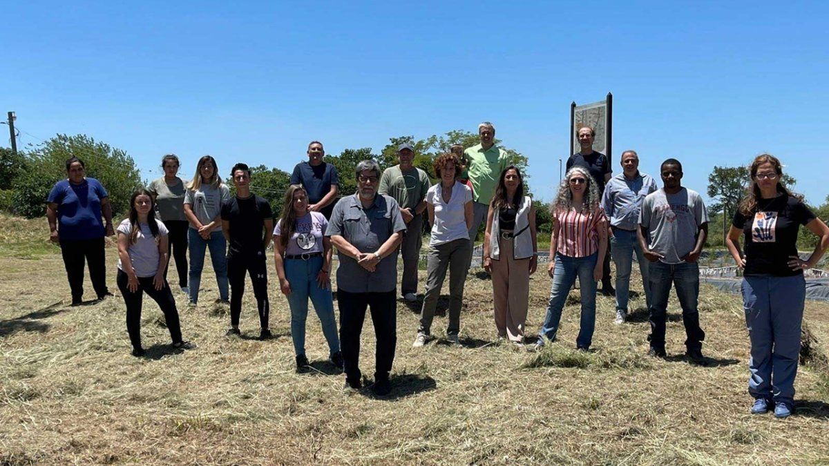El equipo presente en el reinicio de las investigaciones arqueol&oacute;gicas.