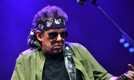 Abuchearon a Andrés Calamaro en Colombia tras defender las corridas de toros. Abuchearon a Andrés Calamaro en Colombia tras defender las corridas de toros.