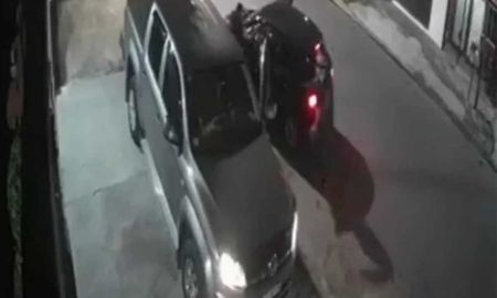 Un efectivo de la Policía Federal Argentina baleó a un delincuente armado que intentó asaltarlo Un efectivo de la Policía Federal Argentina baleó a un delincuente armado que intentó asaltarlo