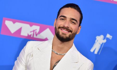 Maluma sorprende a su madre. Maluma sorprende a su madre.