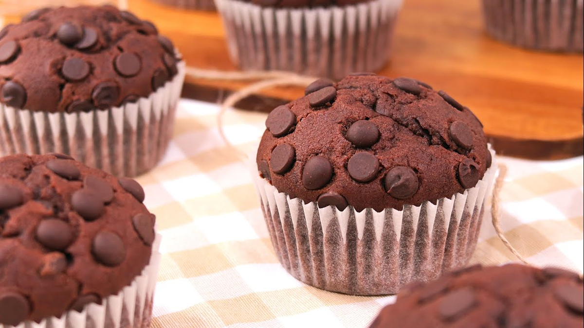 Los muffins de chocolate son los favoritos de los más pequeños y pueden comerse en el desayuno o la merienda. Los muffins de chocolate son los favoritos de los más pequeños y pueden comerse en el desayuno o la merienda.