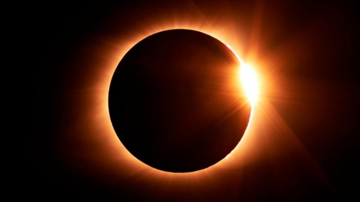 El máximo del eclipse coincidirá con el cambio de fase lunar
