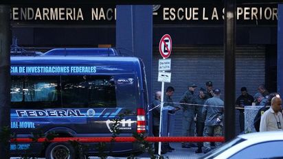 Explosión de un paquete bomba en la Escuela Superior de Gendarmería: tres heridos y evacuación total