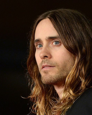 Un nuevo documental de la cadena BBC reunió testimonios y pruebas sobre las denuncias contra Jared Leto.