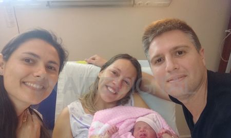 Anahí, Marcia, Nerela y Pablo tras el nacimiento de la bebé que pesó 3,2 kg. Anahí, Marcia, Nerela y Pablo tras el nacimiento de la bebé que pesó 3,2 kg.