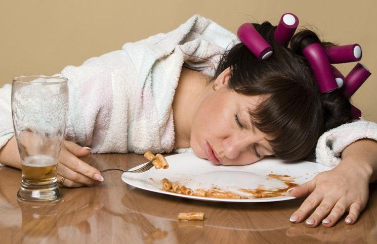 Por este motivo nos da sueño después de comer