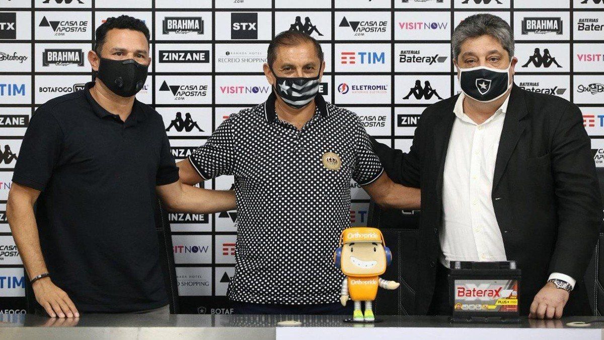 Ramón Díaz fue despedido de Botafogo sin poder debutar en el cargo de entrenador.