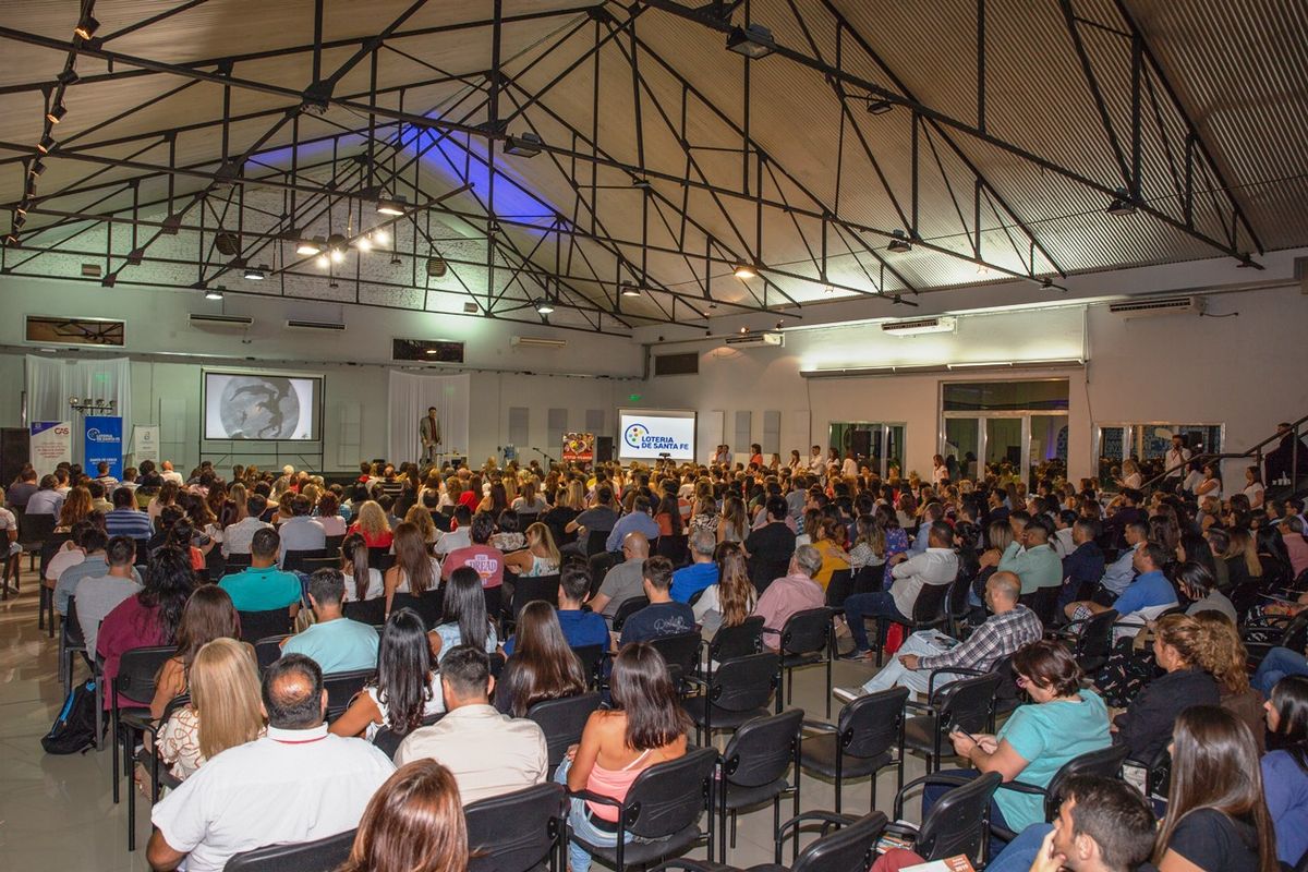 En la conferencia sobre Coaching Ontológico realizada en 2019 hubo masiva presencia de público.