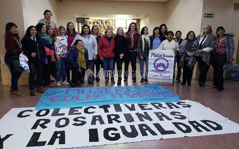 “En la esquina por favor”: la lucha de cuatro colectiveras rosarinas para trabajar en el transporte público
