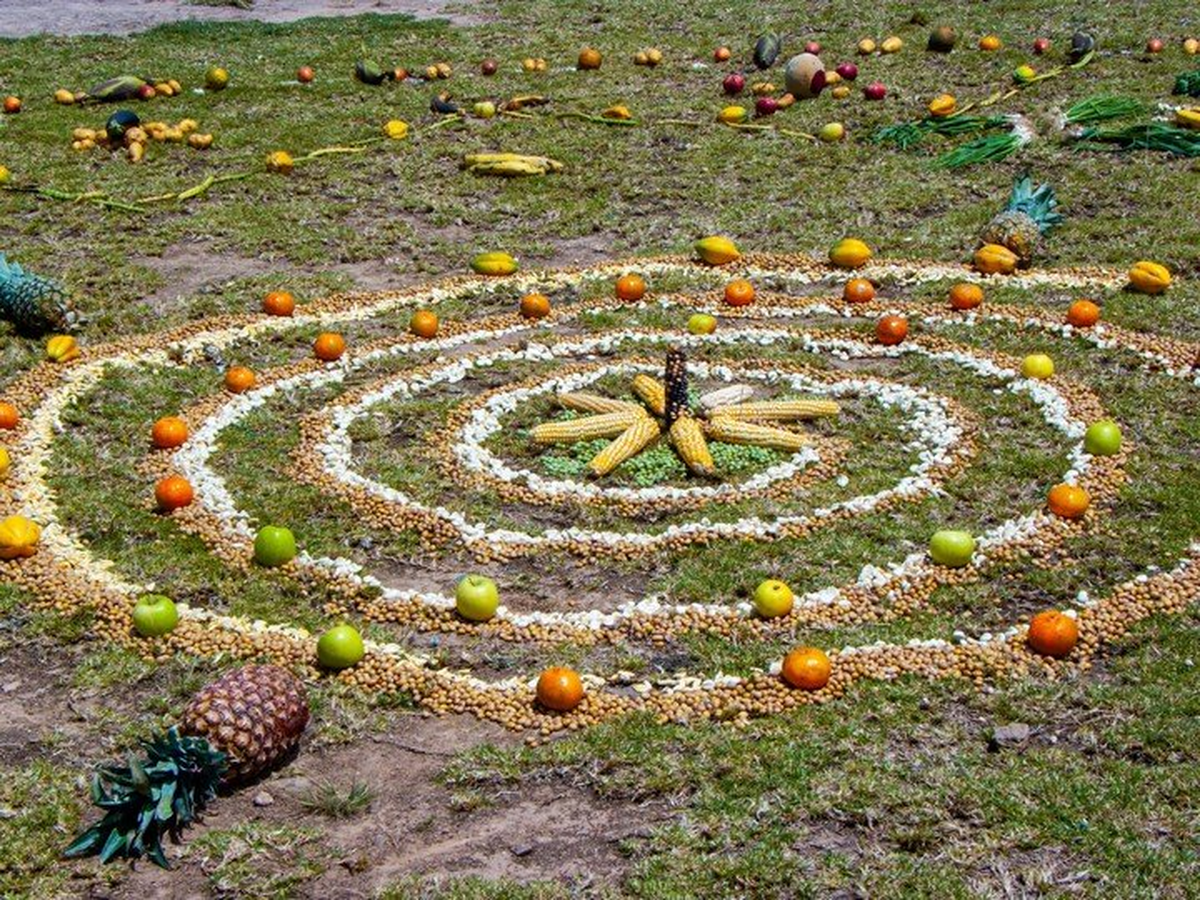 El 1° de agosto de cada año es el día en que lo que se hace es ofrecerle una ofrenda, o pago a la Pachamama.