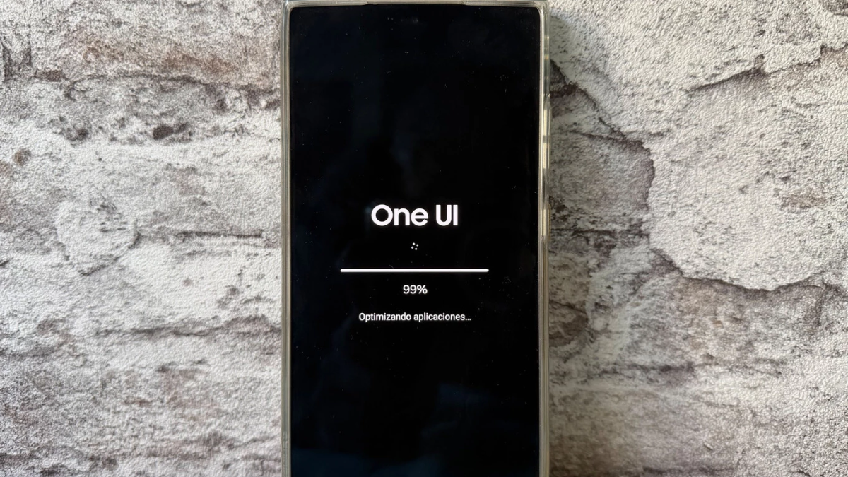 Los modelos de la familia Galaxy S24 ya pueden acceder a las nuevas funciones de personalización y estética de One UI 8.5.