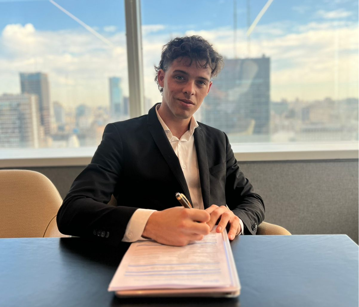 Santi Maratea avanza con la colecta en Independiente. Santi Maratea avanza con la colecta en Independiente.