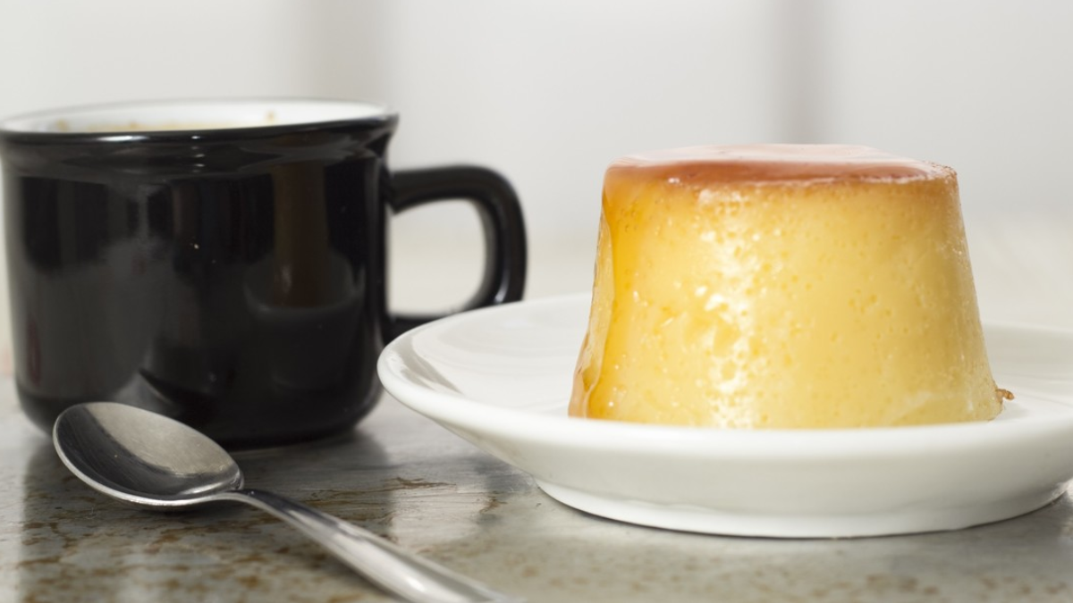 Receta de flan de coco en taza y al microondas.&nbsp;
