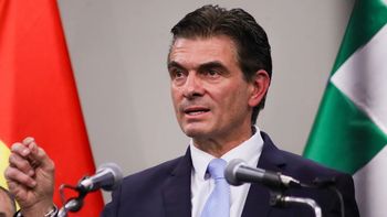 La Cancillería argentina saludó al economista que se impuso en la segunda vuelta del país vecino.