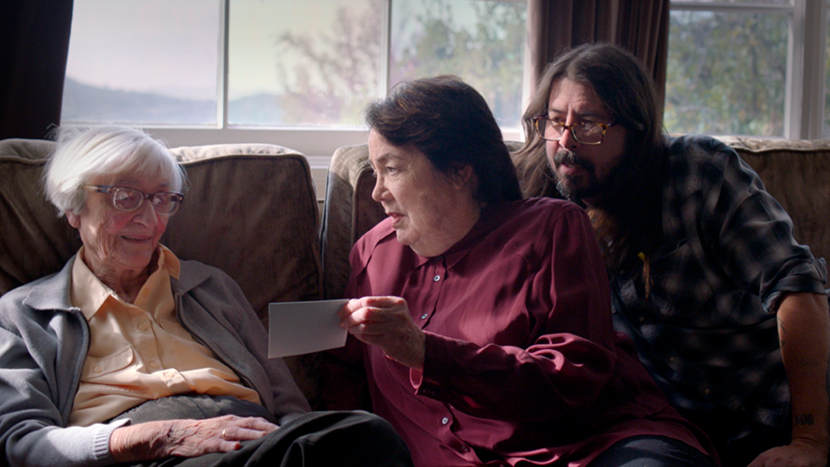 Creo que la relación entre un músico y su madre es muy importante porque es la base de su comprensión del amor