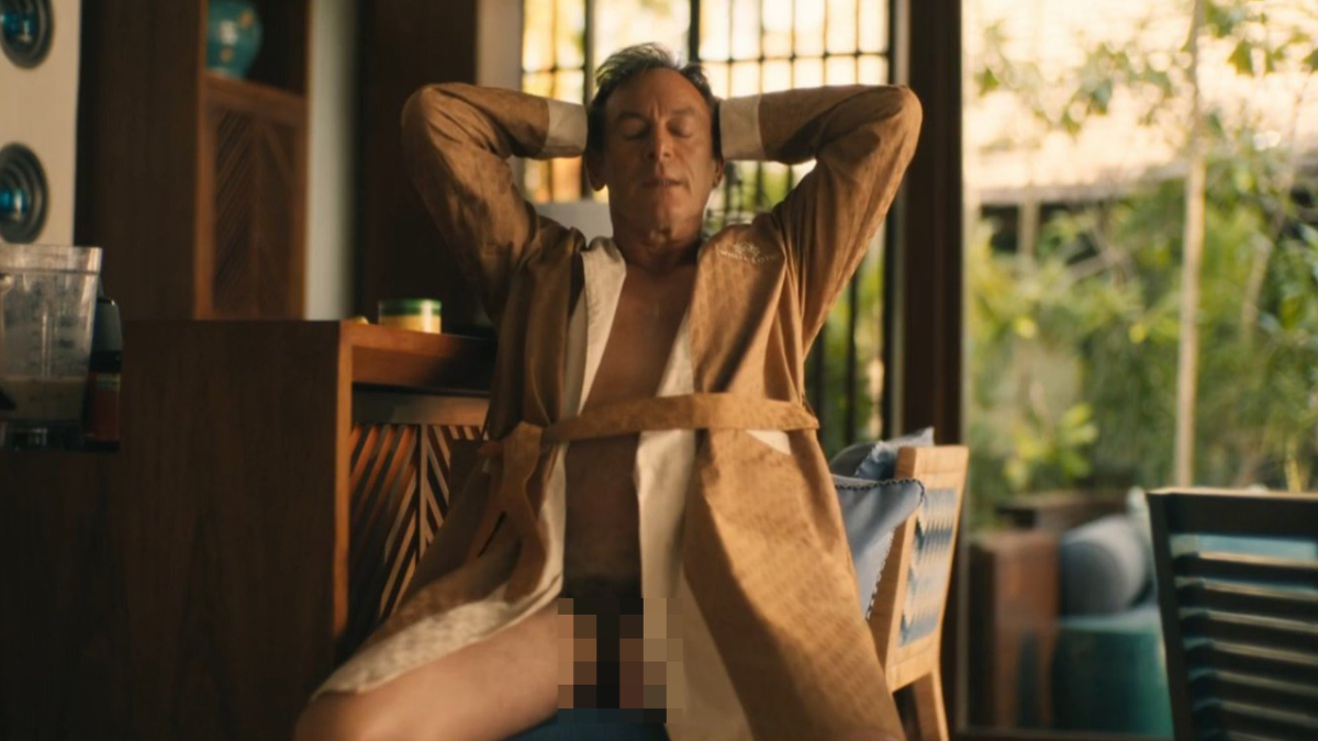 Jason Isaacs desnudo en The White Lotus. Jason Isaacs desnudo en The White Lotus.