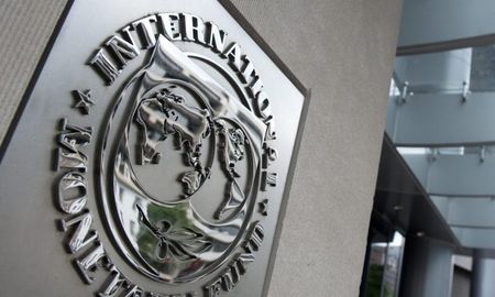 El personal técnico del FMI y las autoridades argentinas han llegado a un acuerdo a nivel de personal técnico sobre la segunda revisión bajo el acuerdo SAF de 30 meses de Argentina. El personal técnico del FMI y las autoridades argentinas han llegado a un acuerdo a nivel de personal técnico sobre la segunda revisión bajo el acuerdo SAF de 30 meses de Argentina.