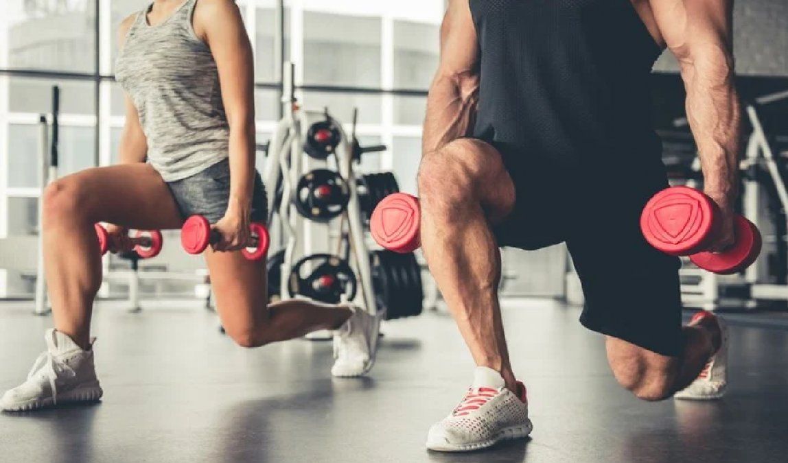 La columna debe estar en posición neutra y vertical en todo momento