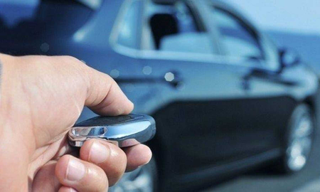 Con inhibidores de señal, la banda delictiva robó tres autos de un estacionamiento en la zona del puerto. (Imagen ilustrativa) Con inhibidores de señal, la banda delictiva robó tres autos de un estacionamiento en la zona del puerto. (Imagen ilustrativa)