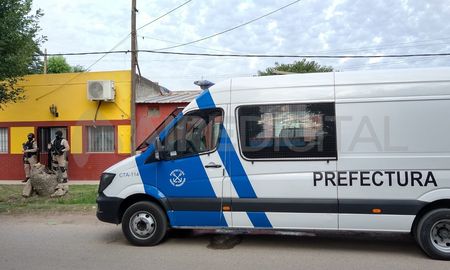 El operativo estuvo a cargo de la Prefectura Naval Argentina. El operativo estuvo a cargo de la Prefectura Naval Argentina.