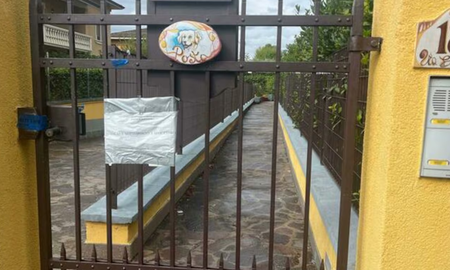 Una joven estudiante de Italia enterró a sus dos bebés recién nacidos en el jardín de su casa Una joven estudiante de Italia enterró a sus dos bebés recién nacidos en el jardín de su casa