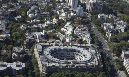El edificio en Palermo que solía tener una pista de autos en su techo El edificio en Palermo que solía tener una pista de autos en su techo