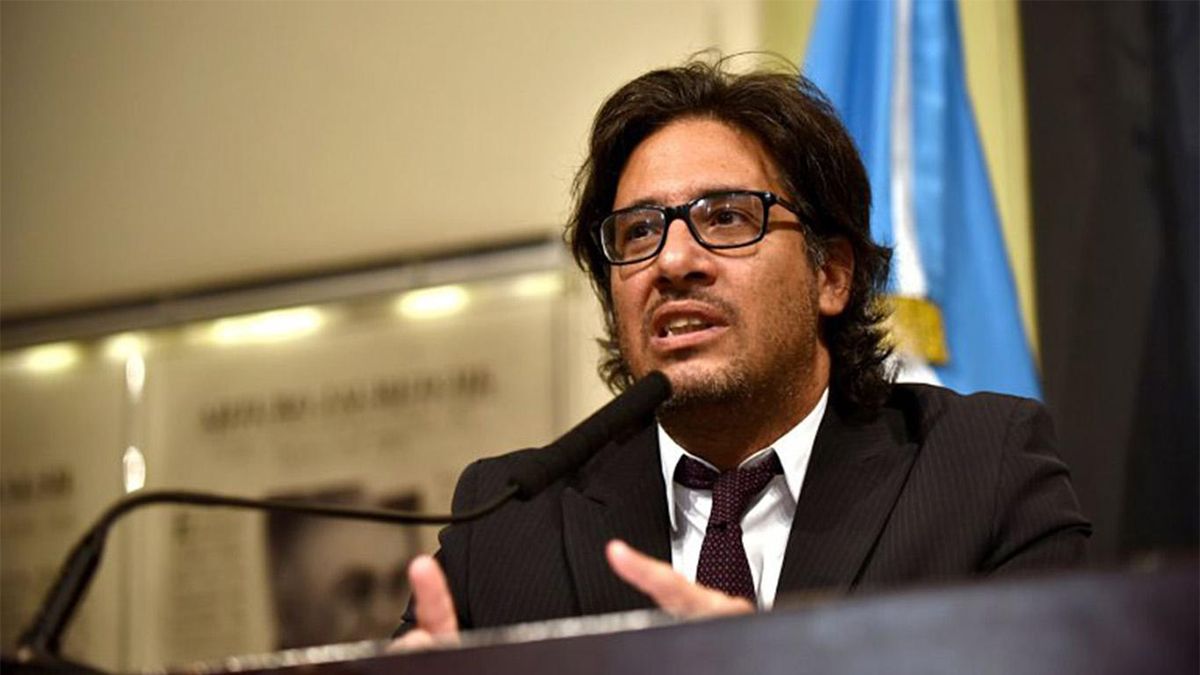 El 24 de agosto a las 12 del mediodía con la excusa de conversar sobre la Comisión para la Reforma del Código Penal, en el edificio de Av. Libertador al 8100 de la Ciudad de Buenos Aires, se reunieron Garavano y Borinsky. Además de ellos, participación del convite Carlos Mahiques, Pablo Turano y Carlos González Guerra.