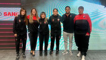 Las campeonas de reserva del fútbol femenino de Colón resaltaron con orgullo del inicio de la escuelita