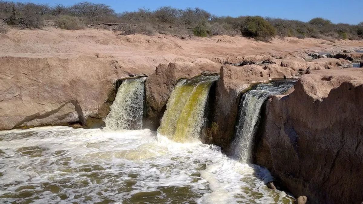 Arocena combina naturaleza y calma en un entorno ribereño ideal para descansar. Arocena combina naturaleza y calma en un entorno ribereño ideal para descansar.