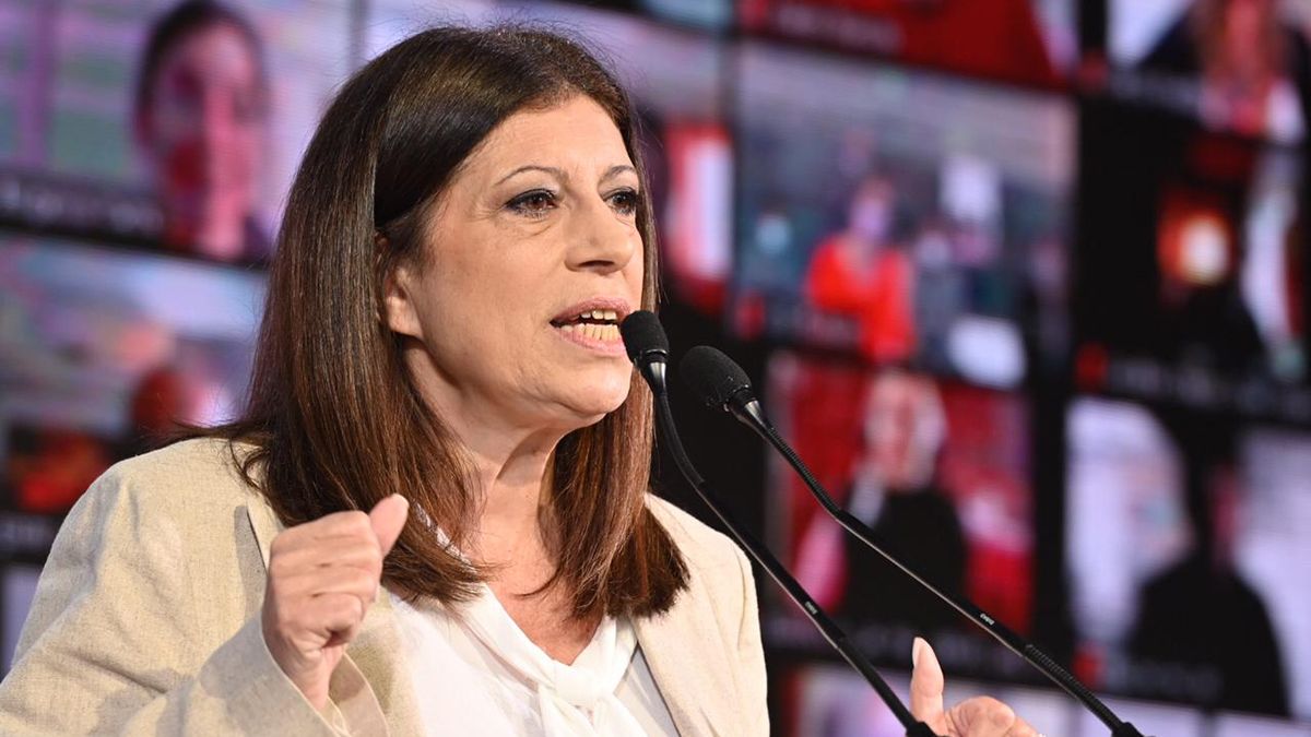 Clara García encabezó el acto de la lista Adelante del FAP.