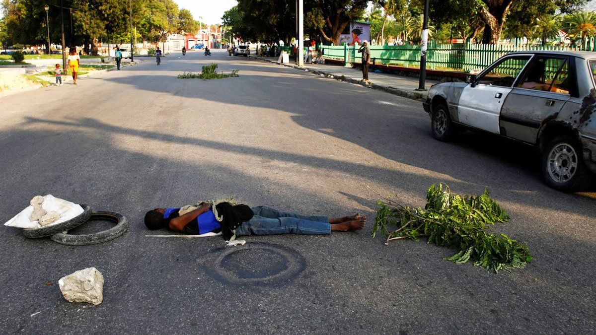 La escena es apenas una traducción de la grave situación social
