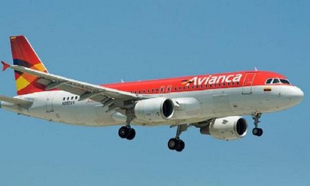 Un avión de la aerolínea colombiana Avianca, en una imagen de archivo Un avión de la aerolínea colombiana Avianca, en una imagen de archivo