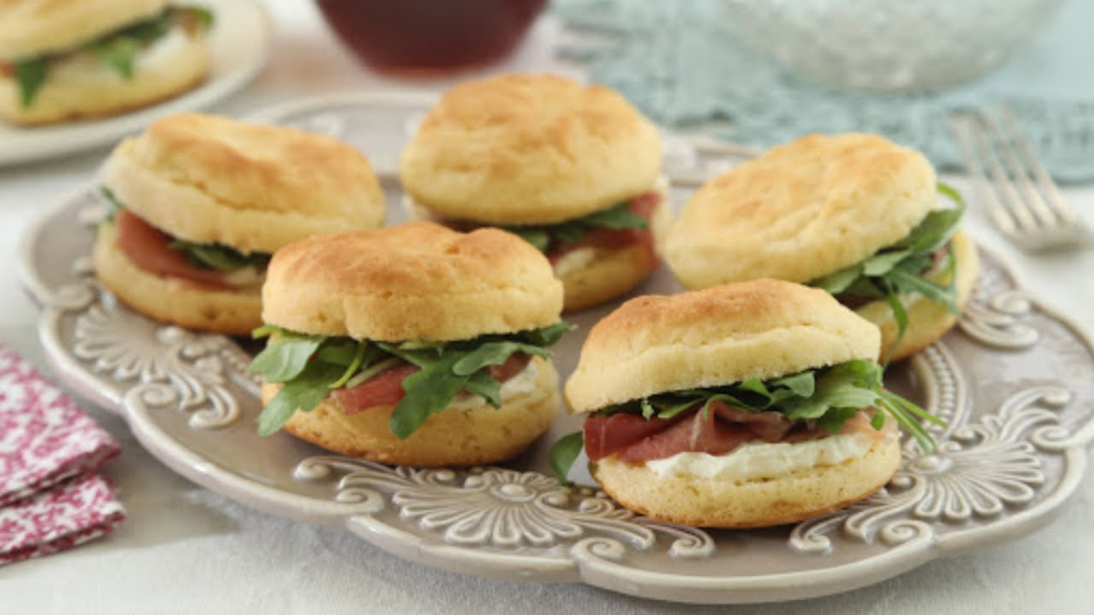 Siguiendo estos pasos, podés hacer estas figacitas caseras sin horno. Siguiendo estos pasos, podés hacer estas figacitas caseras sin horno.