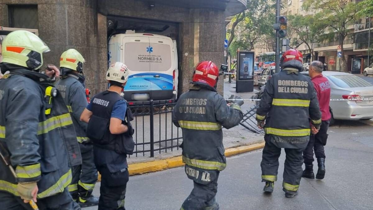 Fuerte accidente en horas de la madrugada en el barrio de la Recoleta.