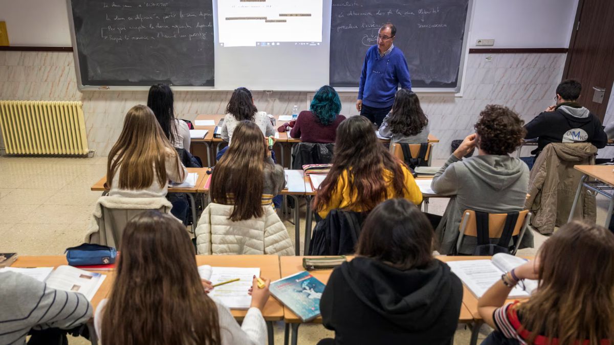Solo Chaco, Neuquén y Santiago del Estero lograron aumentar el presupuesto educativo pese a la baja de los salarios. Solo Chaco, Neuquén y Santiago del Estero lograron aumentar el presupuesto educativo pese a la baja de los salarios.