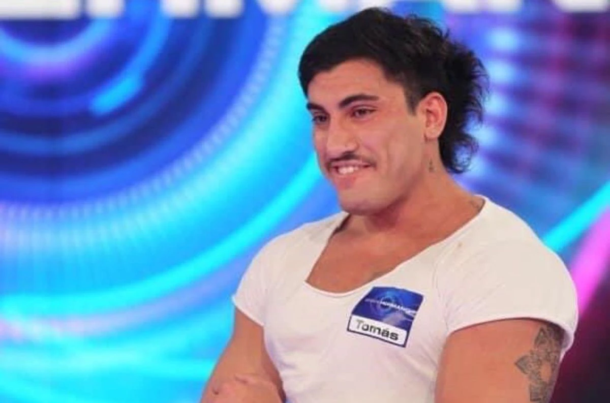 Tomás Holder de Gran Hermano contó orgulloso que estuvo con una menor de edad.