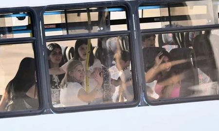 La familia de Messi llegó a Rosario. La familia de Messi llegó a Rosario.
