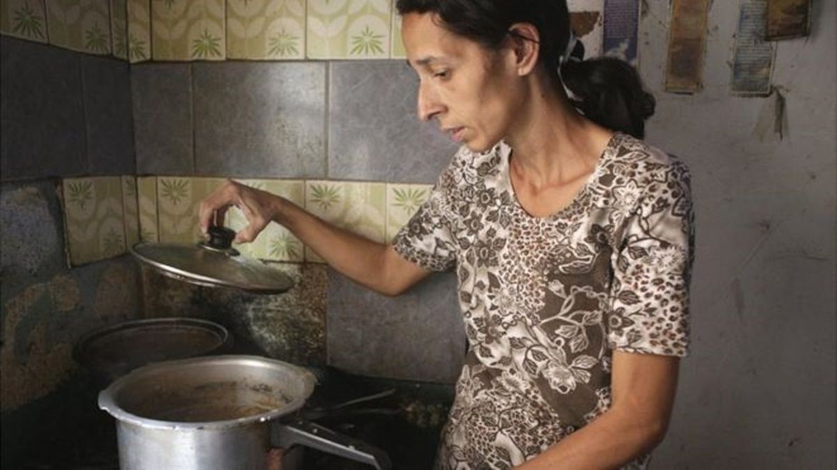 El fenómeno de la feminización de las deudas revela la vulnerabilidad económica y la falta de autonomía económica a las que se ven expuestas las mujeres.