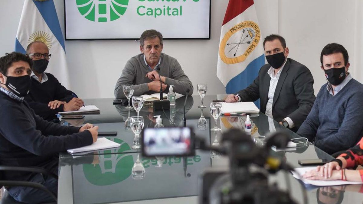 Se concret&oacute; una reuni&oacute;n encabezada por el intendente Emilio Jat&oacute;n con representantes del sector hotelero gastron&oacute;mico de la capital de la provincia.