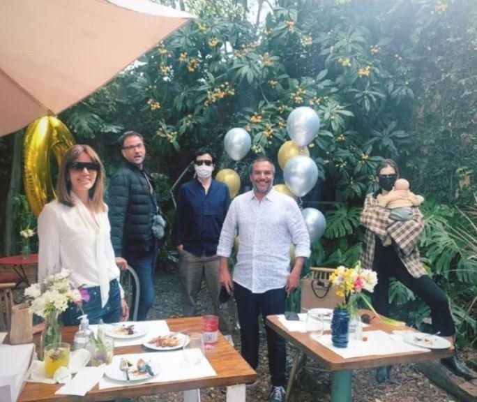 La China Suárez fue a un cumpleaños.