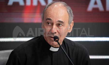 El padre Olidio Panigo habló en AIRE de su traslado a la cuasi parroquia de barrio Altos del Valle y los desafíos que enfrenta. El padre Olidio Panigo habló en AIRE de su traslado a la cuasi parroquia de barrio Altos del Valle y los desafíos que enfrenta.