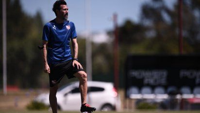 Eduardo Domínguez, DT del Club Atlético Independiente, aseguró que no le preocupa la situación del club