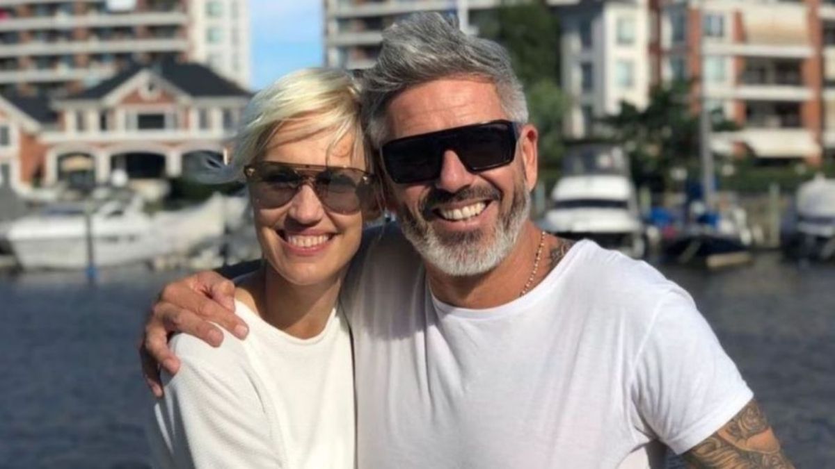 Martín Colantonio le habría sido infiel a Ingrid Grudke con al menos cinco mujeres. Martín Colantonio le habría sido infiel a Ingrid Grudke con al menos cinco mujeres.