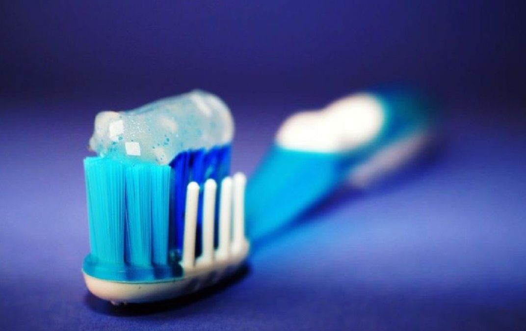 Limpieza con pasta de dientes