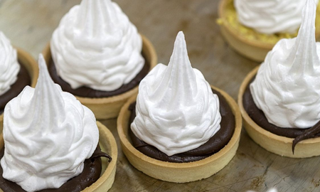 Cómo hacer el mejor merengue suizo sin azúcar ni termómetro: la receta más sencilla y con pocos ingredientes Cómo hacer el mejor merengue suizo sin azúcar ni termómetro: la receta más sencilla y con pocos ingredientes