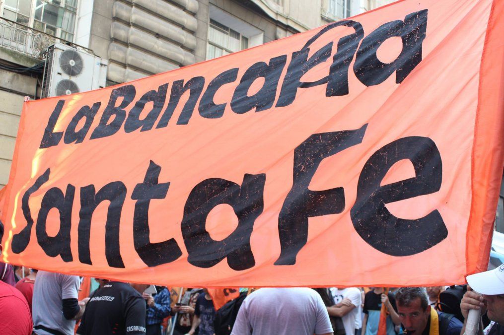 Bancarios anunciaron paros de 24 y 48 horas