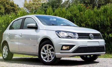 Modelos clásicos como el Volkswagen Gol y el Chevrolet Corsa Classic siguen siendo de los más buscados . Modelos clásicos como el Volkswagen Gol y el Chevrolet Corsa Classic siguen siendo de los más buscados .
